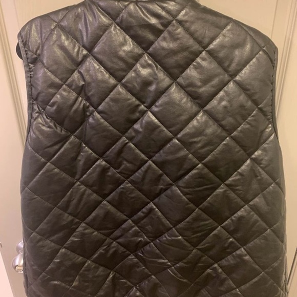 Forever 21 Quilted Faux Leather Vest - Picture 3 of 4